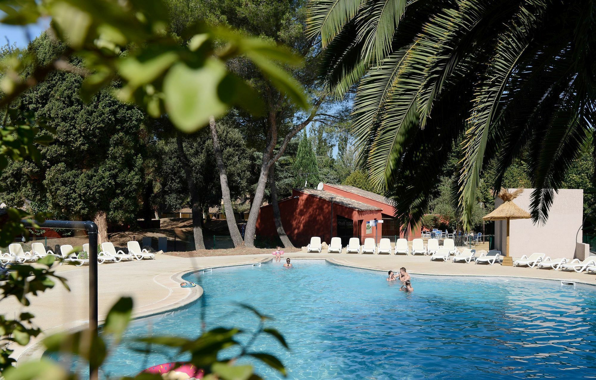 Residence Odalys Le Village Camarguais Les Gardians Арл Екстериор снимка